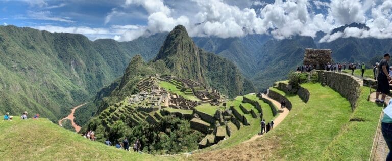 visiting-machu-picchu