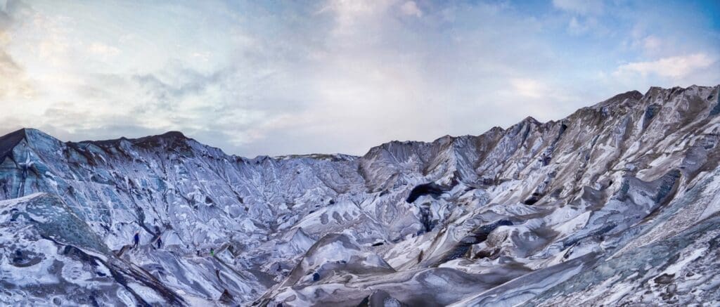 A breathtaking view of the Icelandic landscape around the Mýrdalsjökull icecap